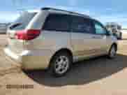 2005 Toyota Sienna XLE z VIN 5TDBA22C95S038095, wystawiony jako Copart lot #84427715 z przebiegiem 201 341 mil mil oraz Czysty tytuł • Clean title. Historia ofert i sprzedaży dostępna na DreamBid. Obrazek 3.
