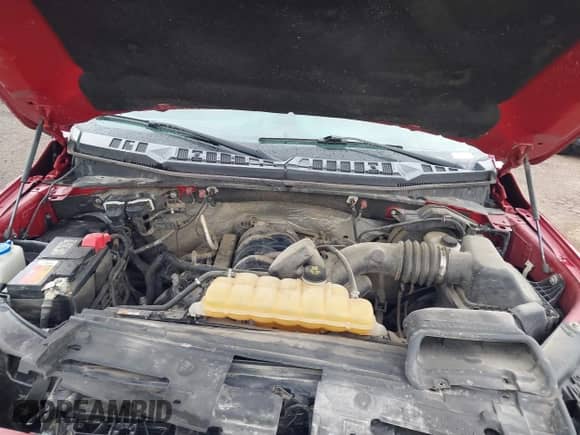 2016 Ford F-150 XLT z VIN 1FTEW1EF1GFC99500, wystawiony jako IAAI lot #43266840 z przebiegiem 143 876 mil mil oraz . Historia ofert i sprzedaży dostępna na DreamBid. Obrazek 10.