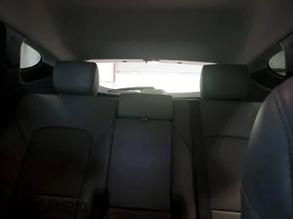 2018 Hyundai Santa Fe 2.0T с VIN 5XYZUDLA0JG564699, выставлен на аукционе Copart как лот 62302045 с пробегом 89 234 миль миль и Списание • Salvage title. История ставок и продаж доступна на DreamBid. Изображение 10.