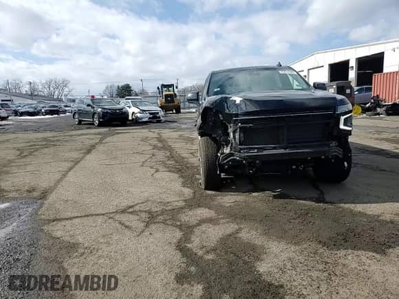 2024 Chevrolet Suburban LT with VIN 1GNSKCKD7RR107504, listed as a Copart auction lot 45410745 with 31,752 mi miles and Salvage title. Bid and sale history available at DreamBid. Image 14.