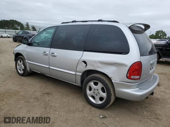 2000 Dodge Caravan SE с VIN 1B4GP45R5YB600082, выставлен на аукционе Copart как лот 54275375 с пробегом 216 840 миль миль и Списание • Salvage title. История ставок и продаж доступна на DreamBid. Изображение 2.