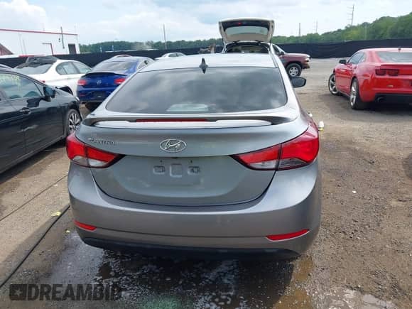 2015 Hyundai Elantra SE с VIN KMHDH4AE1FU360063, выставлен на аукционе IAAI как лот 42787979 с пробегом 104 514 миль миль и . История ставок и продаж доступна на DreamBid. Изображение 16.