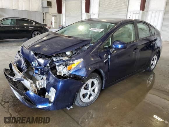 2014 Toyota Prius Four with VIN JTDKN3DU4E1765514, listed as a Copart auction lot 80860205 with 152,088 mi miles and Salvage title. Bid and sale history available at DreamBid. Image 1.