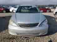 2003 Toyota Camry LE with VIN 4T1BF30K43U544407, listed as a Copart auction lot 82562555 with 151,975 mi miles and Salvage title. Bid and sale history available at DreamBid. Image 5.