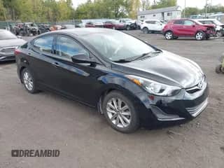 2016 Hyundai Elantra Value Edition z VIN KMHDH4AE6GU645830, wystawiony jako IAAI lot #43268760 z przebiegiem 119 647 mil mil oraz . Historia ofert i sprzedaży dostępna na DreamBid. Obrazek 1.