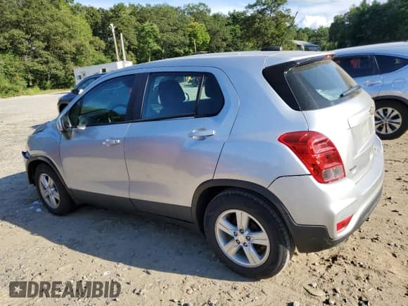 2019 Chevrolet Trax LS with VIN 3GNCJKSB1KL259999, listed as a Copart auction lot 71167435 with 91,993 mi miles and Salvage title. Bid and sale history available at DreamBid. Image 2.