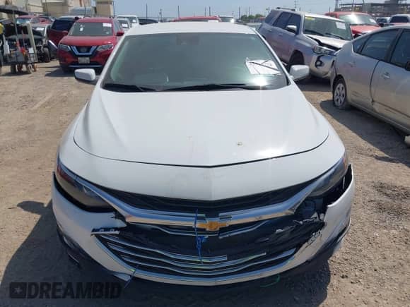 2025 Chevrolet Malibu LS with VIN 1G1ZB5ST7SF100675, listed as a IAAI auction lot 42513778 with 10,111 mi miles and . Bid and sale history available at DreamBid. Image 12.