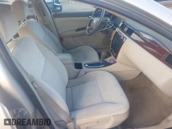 2008 Chevrolet Impala LS с VIN 2G1WB58K181259130, выставлен на аукционе IAAI как лот 43346673 с пробегом 141 193 миль миль и . История ставок и продаж доступна на DreamBid. Изображение 5.