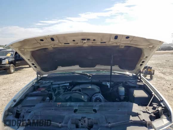 2013 Chevrolet Tahoe LT with VIN 1GNSCBE06DR103842, listed as a Copart auction lot 84603225 with 223,075 mi miles and Salvage title. Bid and sale history available at DreamBid. Image 12.