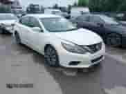 2016 Nissan Altima SR z VIN 1N4AL3APXGC292540, wystawiony jako IAAI lot #42695227 z przebiegiem 111 882 mil mil oraz . Historia ofert i sprzedaży dostępna na DreamBid. Obrazek 1.