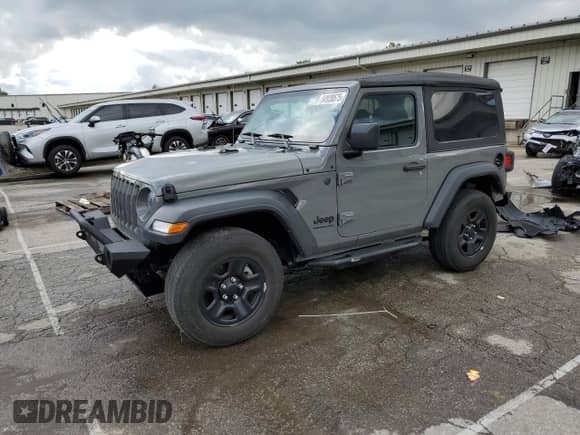 2022 Jeep Wrangler Sport с VIN 1C4GJXAG6NW271875, выставлен на аукционе Copart как лот 54939575 с пробегом 33 884 миль миль и Списание • Salvage title. История ставок и продаж доступна на DreamBid. Изображение 1.