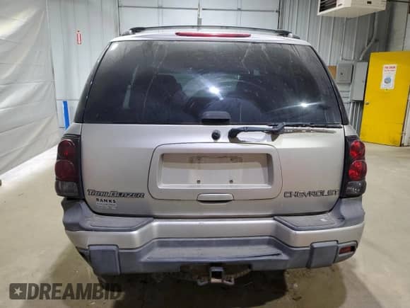 2004 Chevrolet TrailBlazer LT z VIN 1GNDT13S542279314, wystawiony jako Copart lot #66213665 z przebiegiem 145 219 mil mil oraz Szkoda całkowita • Salvage title. Historia ofert i sprzedaży dostępna na DreamBid. Obrazek 6.