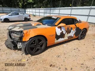 2012 Chevrolet Camaro 2LT z VIN 2G1FC1E35C9157617, wystawiony jako Copart lot #66913695 z przebiegiem 192 830 mil mil oraz Szkoda całkowita • Salvage title. Historia ofert i sprzedaży dostępna na DreamBid. Obrazek 1.
