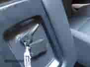 2017 Chevrolet Silverado 1500 LT z VIN 1GCVKREC4HZ133164, wystawiony jako IAAI lot #43224307 z przebiegiem 136 474 mil mil oraz . Historia ofert i sprzedaży dostępna na DreamBid. Obrazek 11.