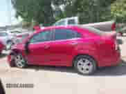 2013 Chevrolet Sonic LTZ z VIN 1G1JE5SBXD4119070, wystawiony jako IAAI lot #42727331 z przebiegiem 152 191 mil mil oraz . Historia ofert i sprzedaży dostępna na DreamBid. Obrazek 14.