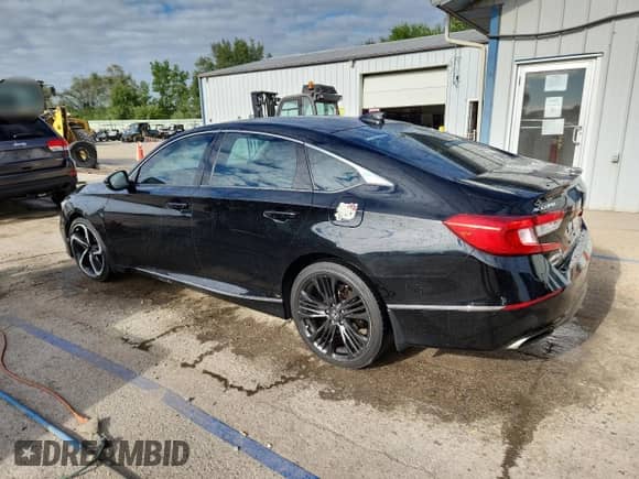 2018 Honda Accord EX-L with VIN 1HGCV2F6XJA007489, listed as a Copart auction lot 69678515 with 138,400 mi miles and Salvage title. Bid and sale history available at DreamBid. Image 2.
