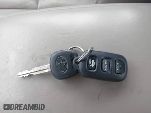2005 Toyota Camry XLE с VIN 4T1BF30K55U593263, выставлен на аукционе IAAI как лот 43189841 с пробегом 90 753 миль миль и . История ставок и продаж доступна на DreamBid. Изображение 11.