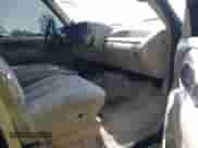 1996 Chevrolet Suburban с VIN 3GNGK26J3TG170834, выставлен на аукционе IAAI как лот 42087510 с пробегом 84 143 миль миль и . История ставок и продаж доступна на DreamBid. Изображение 5.