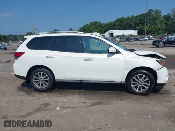 2013 Nissan Pathfinder SL with VIN 5N1AR2MM3DC613801, listed as a IAAI auction lot 42660710 with 218,872 mi miles and . Bid and sale history available at DreamBid. Image 13.