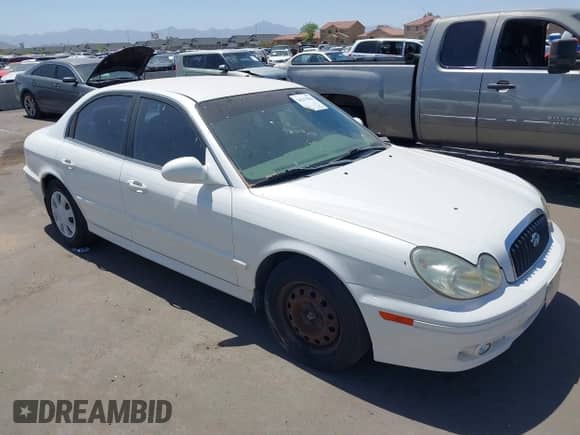 2004 Hyundai Sonata z VIN KMHWF25S04A940213, wystawiony jako IAAI lot #36273504 z przebiegiem 97 294 mil mil oraz . Historia ofert i sprzedaży dostępna na DreamBid. Obrazek 1.