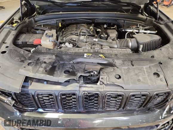 2023 Jeep Grand Cherokee Limited with VIN 1C4RJKBG8P8709880, listed as a Copart auction lot 70421855 with 36,993 mi miles and Salvage title. Bid and sale history available at DreamBid. Image 12.