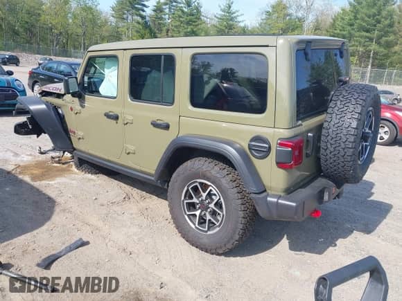 2025 Jeep Wrangler Rubicon z VIN 1C4PJXFN0SW546661, wystawiony jako IAAI lot #42236807 z przebiegiem 2 963 mil mil oraz . Historia ofert i sprzedaży dostępna na DreamBid. Obrazek 3.