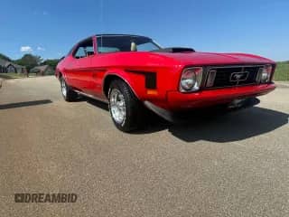 1973 Ford Mustang с VIN 3F01F119495, выставлен на аукционе Copart как лот 63894425 с пробегом 81 295 миль миль и Чистый • Clean title. История ставок и продаж доступна на DreamBid. Изображение 1.