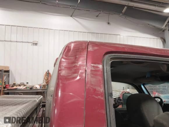 2004 Chevrolet Silverado 2500HD LS z VIN 1GCHK29U54E235372, wystawiony jako IAAI lot #40829714 z przebiegiem 234 434 mil mil oraz . Historia ofert i sprzedaży dostępna na DreamBid. Obrazek 19.