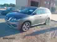 2017 Nissan Pathfinder SV with VIN 5N1DR2MM4HC665926, listed as a IAAI auction lot 42786666 with 162,723 mi miles and . Bid and sale history available at DreamBid. Image 2.