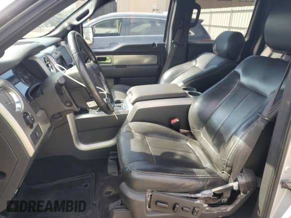 2013 Ford F-150 Lariat z VIN 1FTFW1ET9DKD98627, wystawiony jako Copart lot #70766665 z przebiegiem 171 612 mil mil oraz Szkoda całkowita • Salvage title. Historia ofert i sprzedaży dostępna na DreamBid. Obrazek 7.