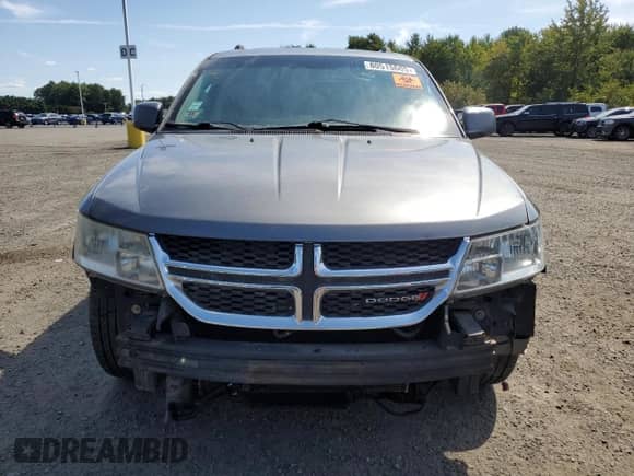 2012 Dodge Journey Crew with VIN 3C4PDDDG4CT375074, listed as a Copart auction lot 80515605 with 177,241 mi miles and Clean title. Bid and sale history available at DreamBid. Image 5.