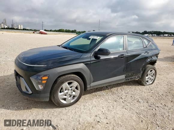 2025 Hyundai Kona SE с VIN KM8HA3AB3SU274026, выставлен на аукционе Copart как лот 66266175 с пробегом 10 424 миль миль и Списание • Salvage title. История ставок и продаж доступна на DreamBid. Изображение 1.