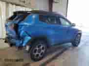 2022 Jeep Compass Trailhawk with VIN 3C4NJDDB5NT115984, listed as a Copart auction lot 85767205 with 38,761 mi miles and Salvage title. Bid and sale history available at DreamBid. Image 3.