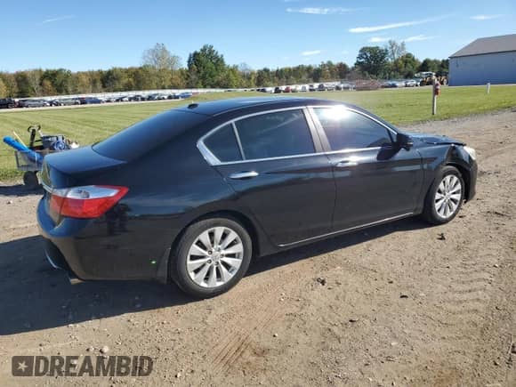 2015 Honda Accord EX-L with VIN 1HGCR2F84FA194404, listed as a Copart auction lot 82457105 with 219,629 mi miles and Salvage title. Bid and sale history available at DreamBid. Image 3.