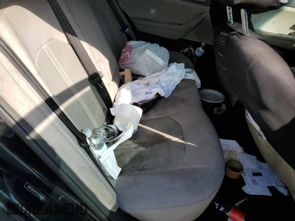 2015 Hyundai Sonata SE с VIN 5NPE24AF4FH241064, выставлен на аукционе Copart как лот 81816395 с пробегом 171 086 миль миль и Списание • Salvage title. История ставок и продаж доступна на DreamBid. Изображение 10.