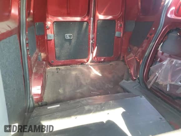 2015 Chevrolet City Express Cargo LT z VIN 3N63M0ZN3FK723422, wystawiony jako Copart lot #70196274 z przebiegiem 211 463 mil mil oraz Szkoda całkowita • Salvage title. Historia ofert i sprzedaży dostępna na DreamBid. Obrazek 10.