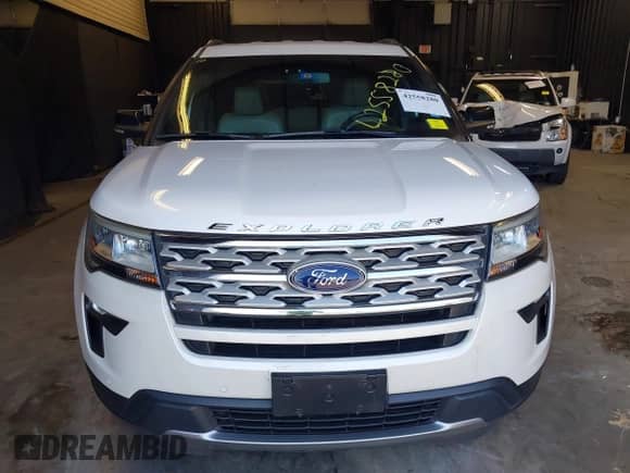 2018 Ford Explorer XLT с VIN 1FM5K7D89JGA54488, выставлен на аукционе IAAI как лот 42558280 с пробегом 56 106 миль миль и . История ставок и продаж доступна на DreamBid. Изображение 12.