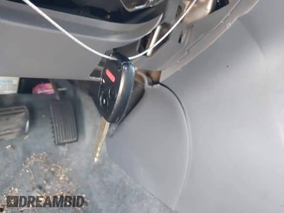 2004 Honda Accord EX with VIN 1HGCM56804A135511, listed as a IAAI auction lot 42757973 with 190,398 mi miles and . Bid and sale history available at DreamBid. Image 11.