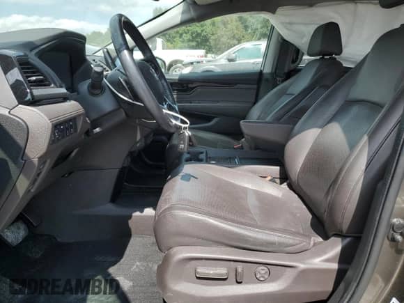 2018 Honda Odyssey Elite with VIN 5FNRL6H98JB048367, listed as a Copart auction lot 80057575 with 107,887 mi miles and Clean title. Bid and sale history available at DreamBid. Image 7.