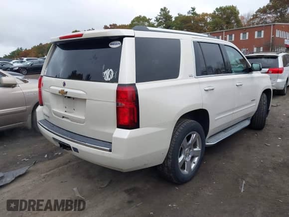 2015 Chevrolet Tahoe LTZ с VIN 1GNSKCKC5FR106385, выставлен на аукционе IAAI как лот 43577834 с пробегом 301 948 миль миль и . История ставок и продаж доступна на DreamBid. Изображение 4.