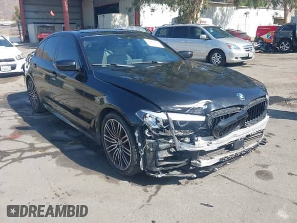 2019 BMW 5 Series 540i with VIN WBAJE5C58KWW28427, listed as a IAAI auction lot 42853012 with 97,214 mi miles and . Bid and sale history available at DreamBid. Image 1.