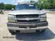 2004 Chevrolet Silverado 2500HD LS with VIN 1GCHK29U34E261176, listed as a Copart auction lot 61436965 with 252,226 mi miles and Clean title. Bid and sale history available at DreamBid. Image 5.