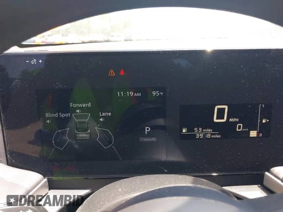 2025 Nissan Kicks S with VIN 3N8AP6BA4SL313975, listed as a IAAI auction lot 42545649 with 3,918 mi miles and . Bid and sale history available at DreamBid. Image 7.