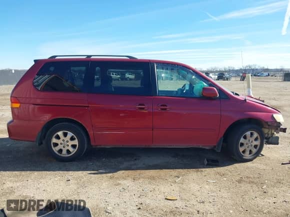 2004 Honda Odyssey EX-RES с VIN 5FNRL18814B126700, выставлен на аукционе IAAI как лот 41318826 с пробегом Не указан миль и . История ставок и продаж доступна на DreamBid. Изображение 14.