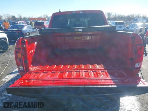 2015 Ram 1500 Big Horn with VIN 1C6RR6LGXFS547399, listed as a IAAI auction lot 41328606 with 64,125 mi miles and . Bid and sale history available at DreamBid. Image 8.