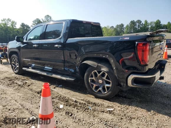2022 GMC Sierra 1500 SLT with VIN 3GTUUDED6NG620993, listed as a Copart auction lot 59464515 with 43,395 mi miles and Salvage title. Bid and sale history available at DreamBid. Image 2.