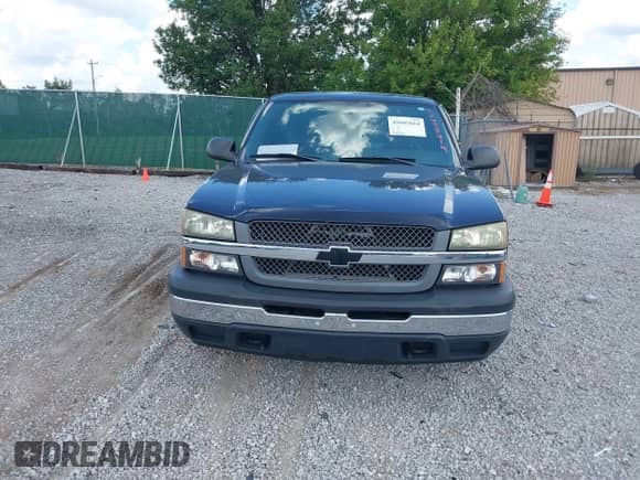 2005 Chevrolet Silverado 1500 Work Truck with VIN 1GCEC14X55Z194229, listed as a IAAI auction lot 42685614 with 213,723 mi miles and . Bid and sale history available at DreamBid. Image 12.