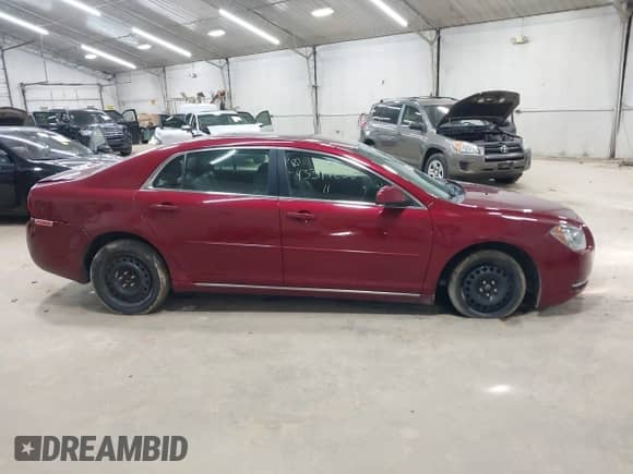 2011 Chevrolet Malibu 2LT с VIN 1G1ZD5E11BF299002, выставлен на аукционе IAAI как лот 43377238 с пробегом 107 322 миль миль и . История ставок и продаж доступна на DreamBid. Изображение 13.