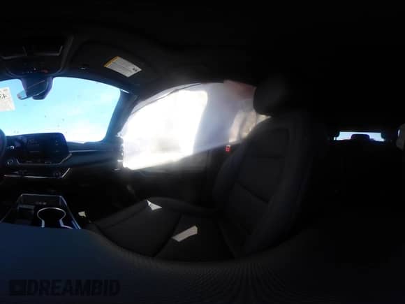2025 Chevrolet Equinox FWD LT с VIN 3GNAXHEG7SL108374, выставлен на аукционе IAAI как лот 43020112 с пробегом 6 575 миль миль и . История ставок и продаж доступна на DreamBid. Изображение 18.