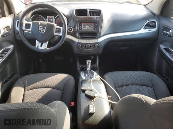 2015 Dodge Journey SXT z VIN 3C4PDCCBXFT753046, wystawiony jako Copart lot #65457165 z przebiegiem 164 763 mil mil oraz Szkoda całkowita • Salvage title. Historia ofert i sprzedaży dostępna na DreamBid. Obrazek 8.